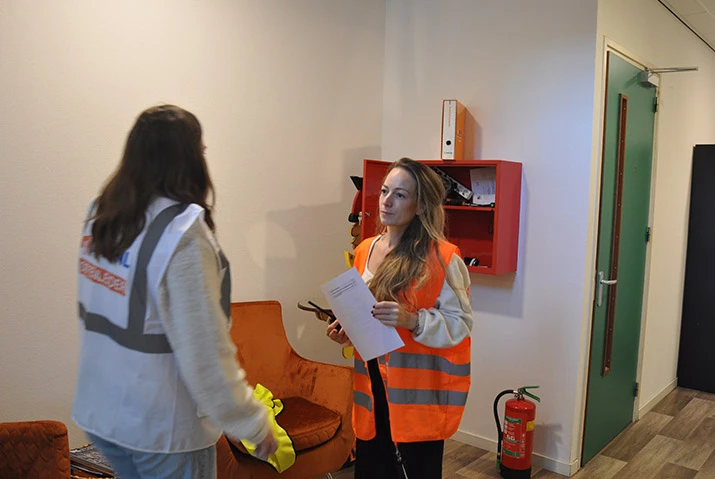 10x handige hulpmiddelen voor BHV-teams bij een ontruiming