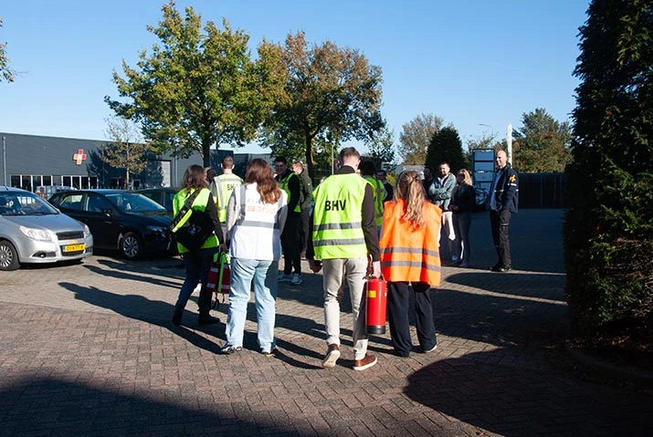Hesjes voor de bedrijfsnoodorganisatie